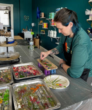 09/25/25 (Thursday) Pressed Flower Resin Experience!! 6pm - 730pm